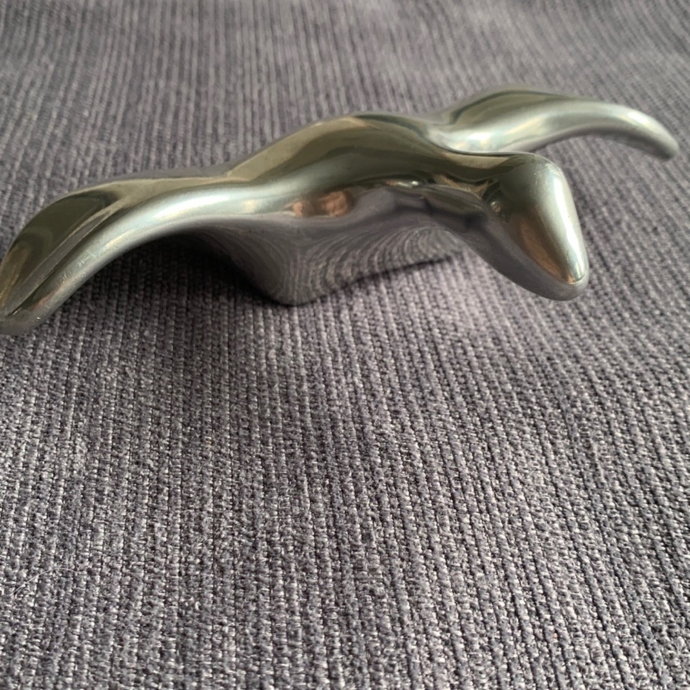 HOSELTON Aluminum sculpture numbered